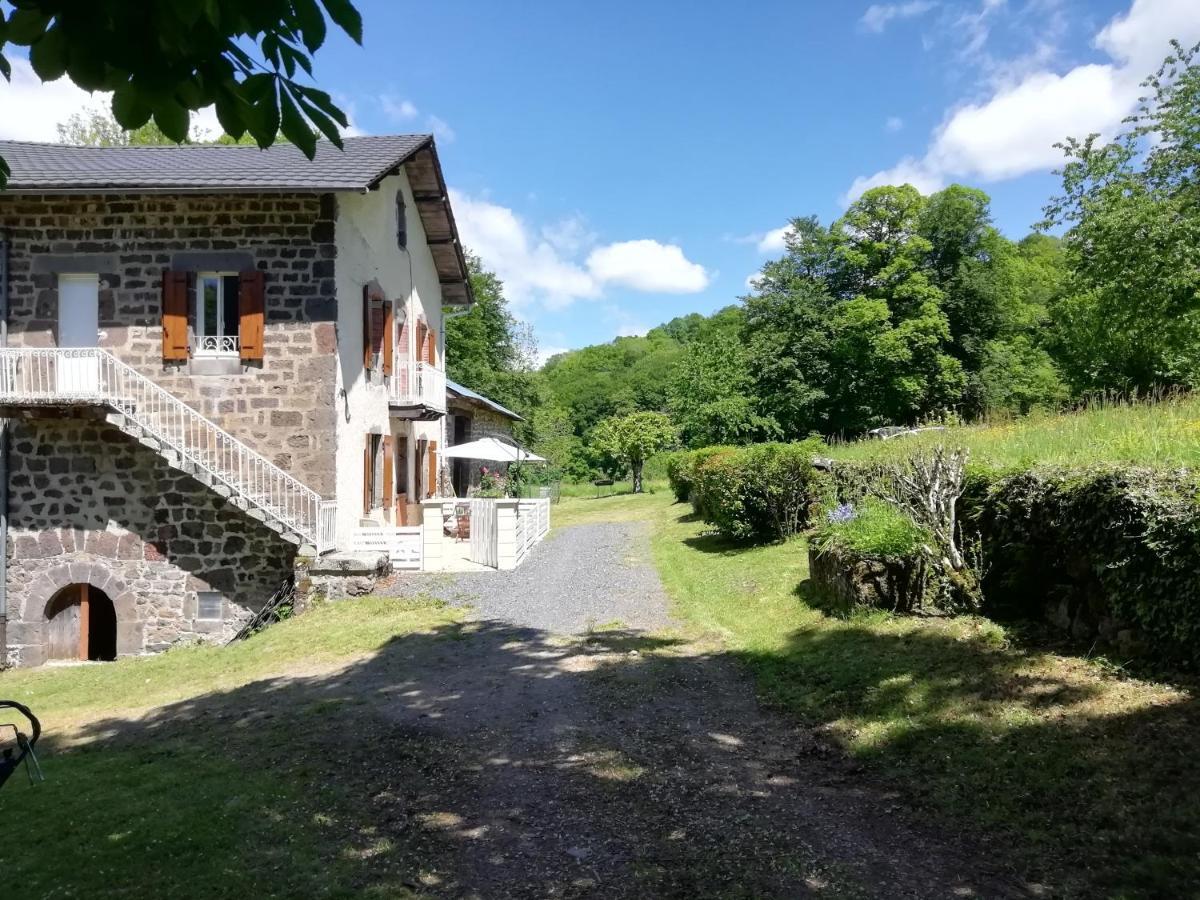 Maison A La Campagne Au Coeur Du Cantal Dept 15 Marmanhac المظهر الخارجي الصورة